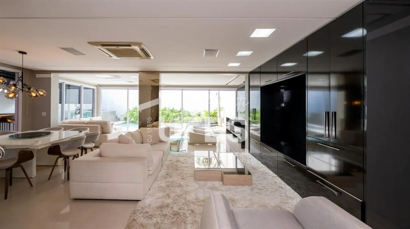 COD U-0024086 - Sobrado Housing Alphaville FlamboyantAconchegante Sobrado na ter...