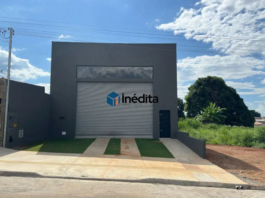 Excelente galpão com estrutura alto padrão no Jardim Buriti Sereno.LOCALIZAÇÃO:L...