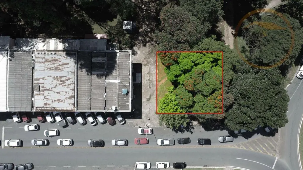 TERRENO ÚNICO - MELHOR CUSTO X BENEFÍCIO:Localizado no centro de Brasília, numa ...