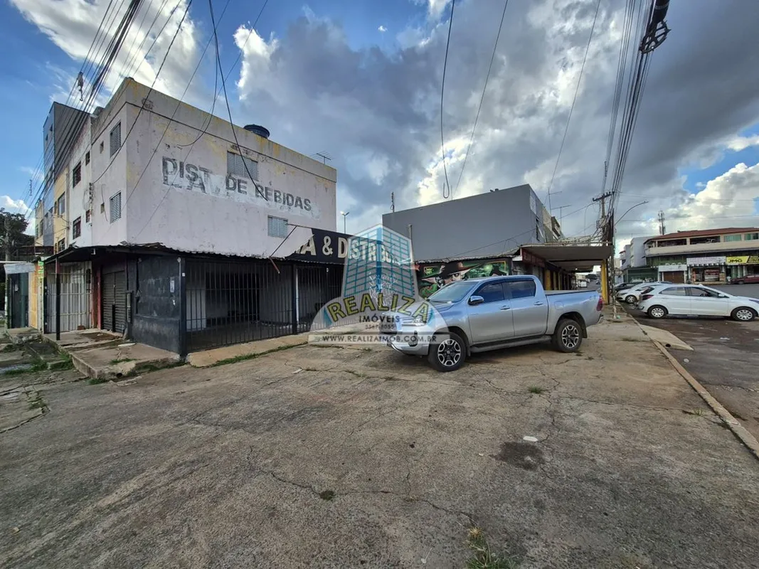 ATENÇÃO INVESTIDORES - Excelente Oportunidade Comercial na Avenida Central da Ce...