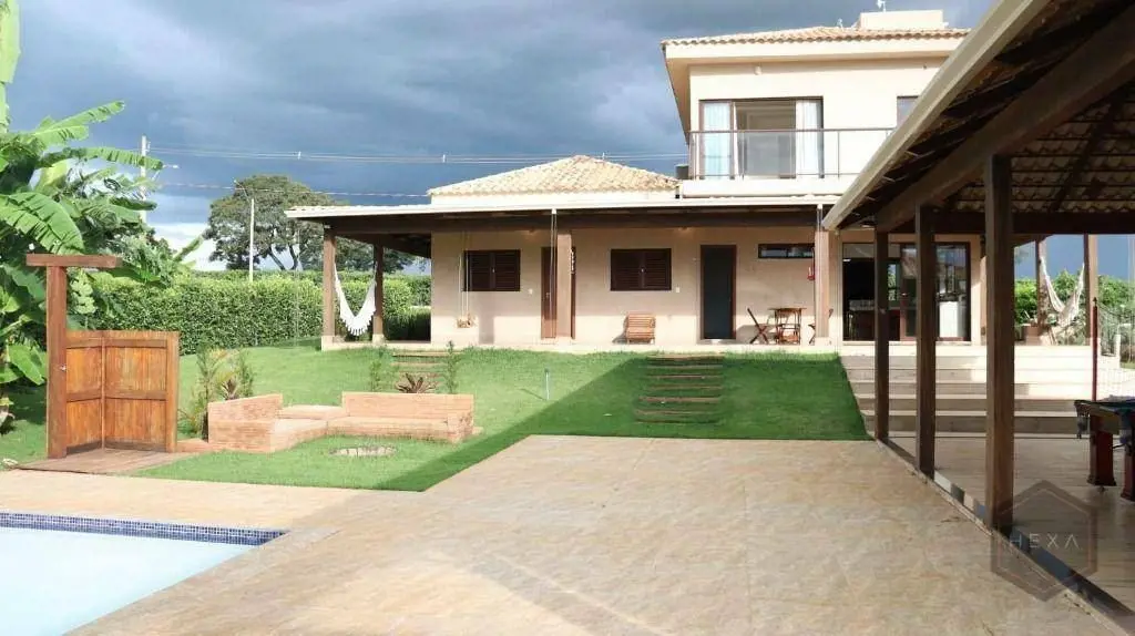 Sobrado com Lazer Completo em Condomínio Fechado Trindade/GOVocê acaba de encont...