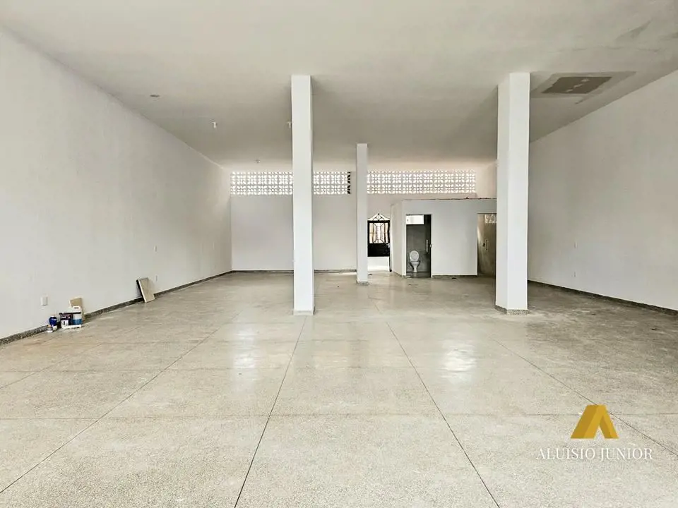 VILLA151484 - Última atualização: 02/04/26 23:31 Rua Babaçu Águas Claras Loja de...