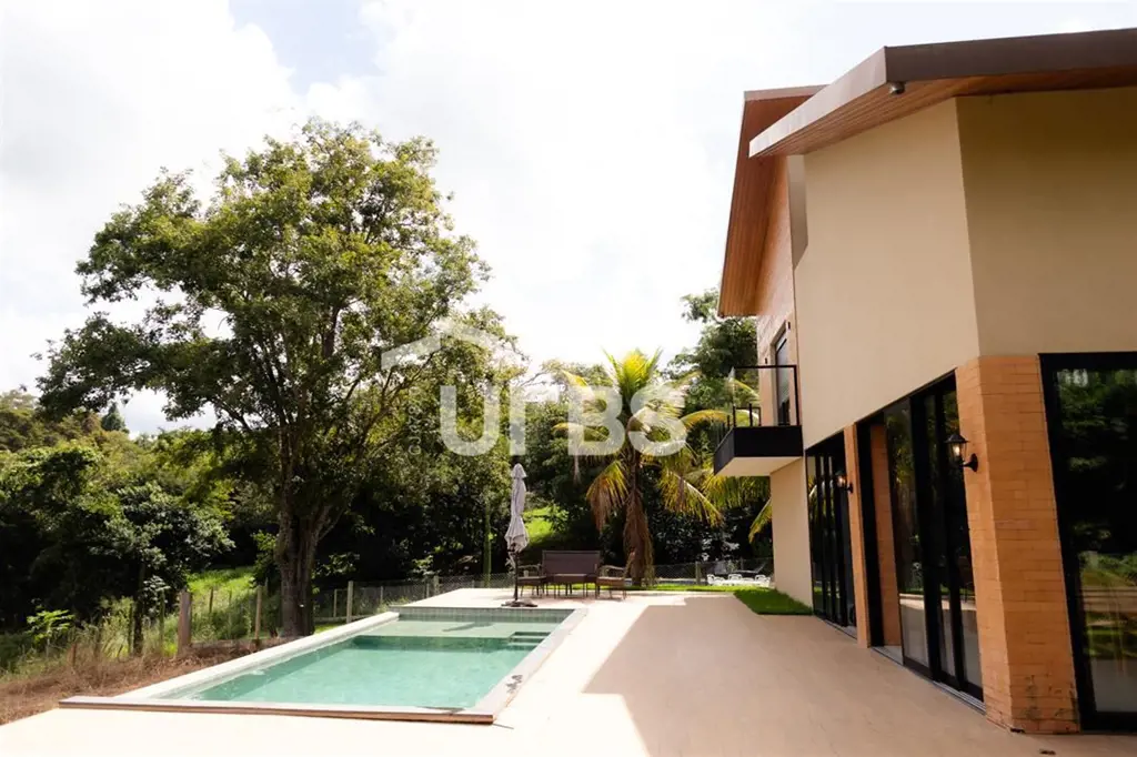 COD U-0024537 - Casa de Altíssimo Padrão à Venda – Sofisticação, Amplitude e Ren...