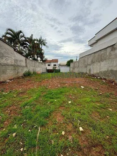 Lote de 400m² à Venda no Condomínio Panorâmico - Arniqueiras O único lote dispon...