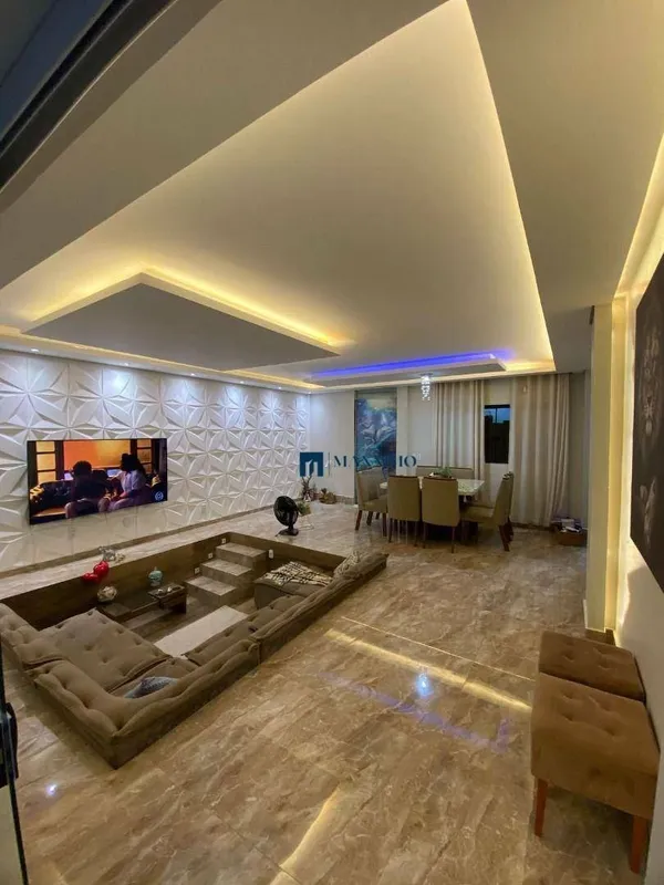 OPORTUNIDADE IMPERDÍVEL! CASA À VENDA POR R$ 980.000,00Localizada no CONDOMÍNIO ...