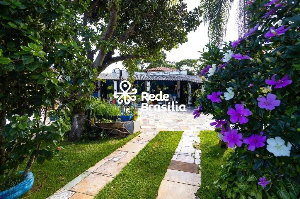 Qsc 19 Chácara 25 | Casa com 2 Quartos sendo 1 Suíte com banheira e 11 Vagas de ...