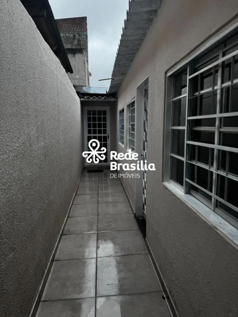 QNL 24 - Taguatinga NorteApresentamos uma casa em processo de reforma geral, pro...