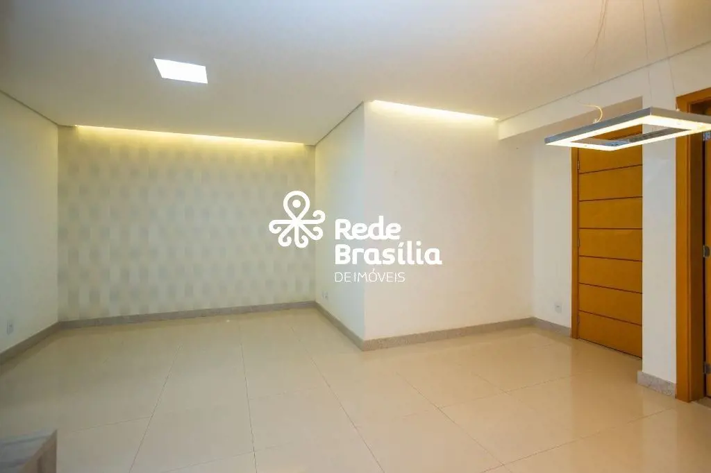 Residencial Villa Matheus - Águas Claras Apartamento reformado, com 2 vagas de g...