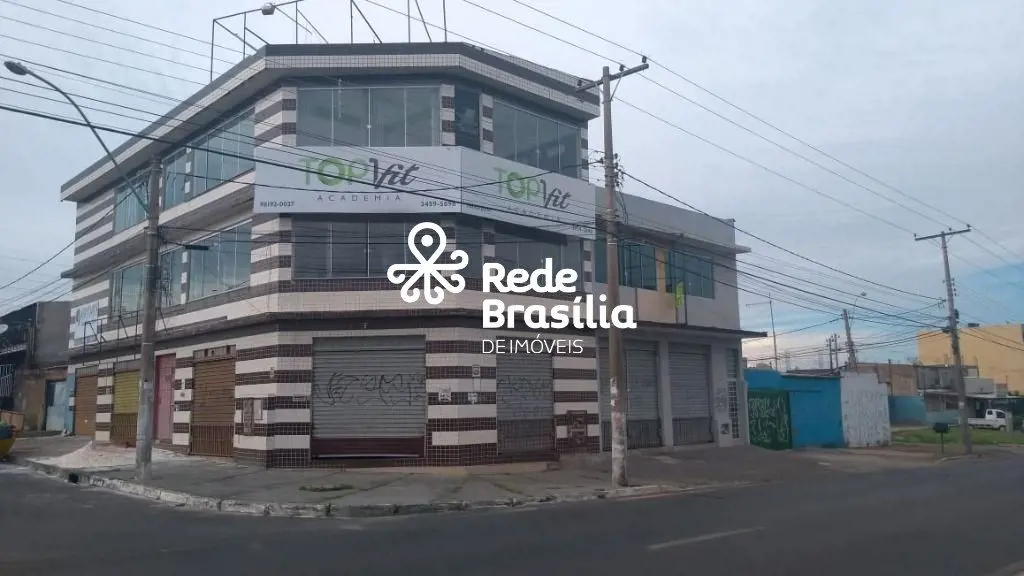 Prédio Comercial com Renda - QR 209, Samambaia NorteExcelente oportunidade para ...