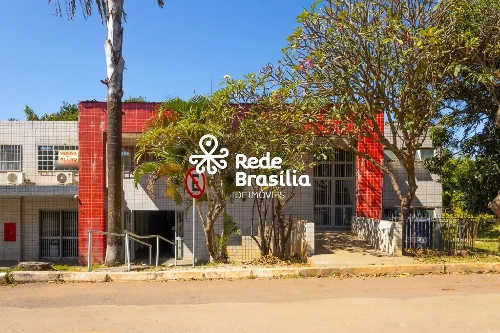 Quadra 3 | Edifício Shopping Bandeirante| Sala comercial com 1 Banheiro - Núcleo...