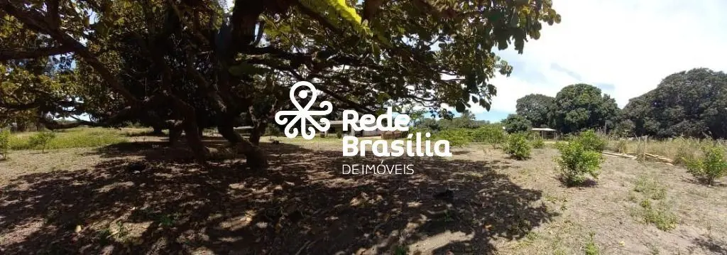 Chácara Laura - Gama - Chácara em ótima localização, a 3 km do Gama - 300m de as...