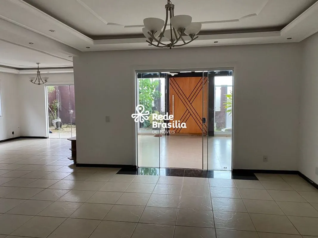 Setor Habitacional Arniqueiras Apresentamos a você esta magnífica casa no Setor ...