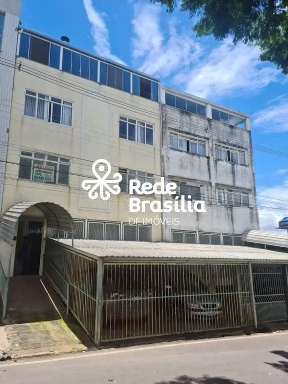 Quadra 15 - Paranoá- Prédio comercial em ótima localização- Loja no primeiro pav...