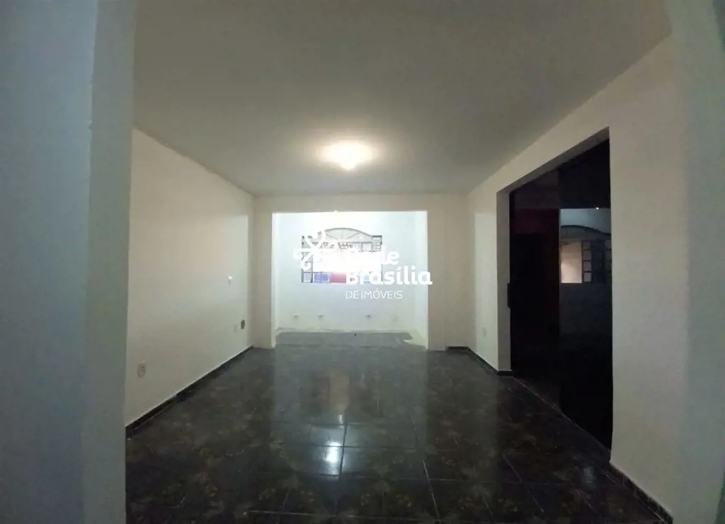 Quadra 300 - Recanto das EmasSe você busca espaço, conforto e uma localização es...