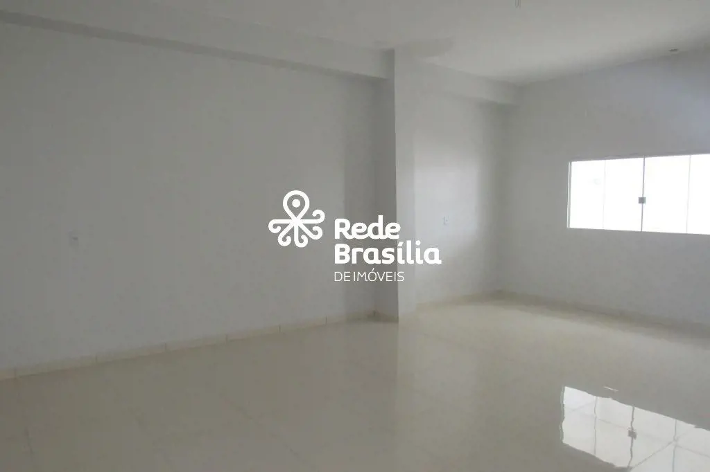 TH30051- CL 116, Centro Empresarial Santa Maria, loja vão livre piso em porcelan...