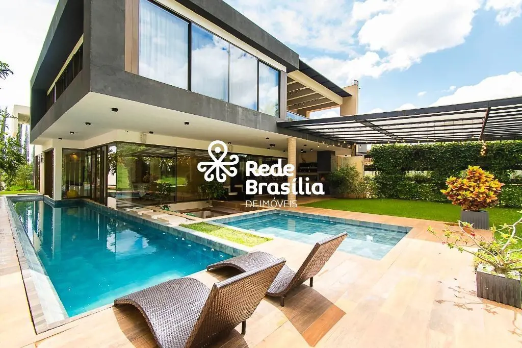 SHIN QI 2 - Lago NorteApresentamos uma residência de alto padrão, projetada para...