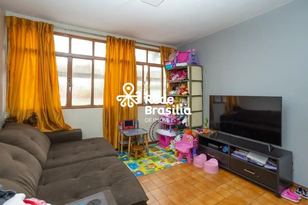 Terceira Avenida - Núcleo Bandeirante- Apartamento em ótima localização, próximo...