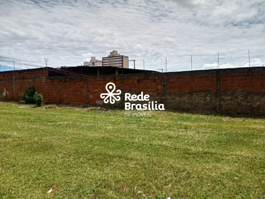 Qs 112 - SamambaiaTerreno comercial bem localizado na Samambaia Sul- 879,2m²ACEI...