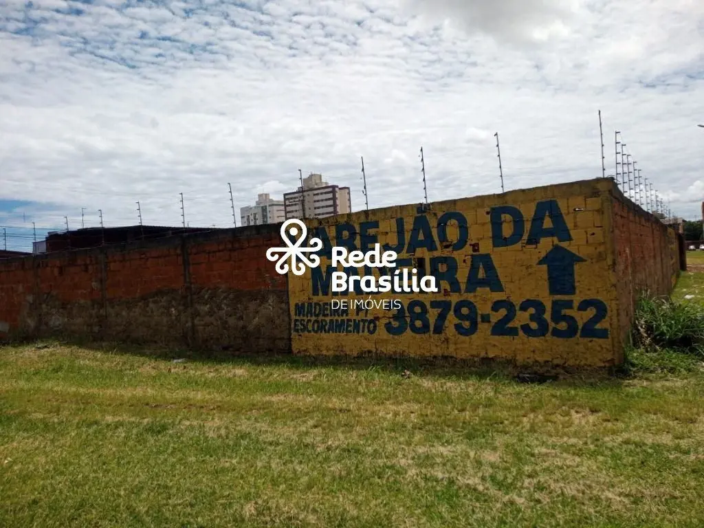 Qs 112 - Samambaia SulInvista no futuro do seu negócio com este excelente terren...