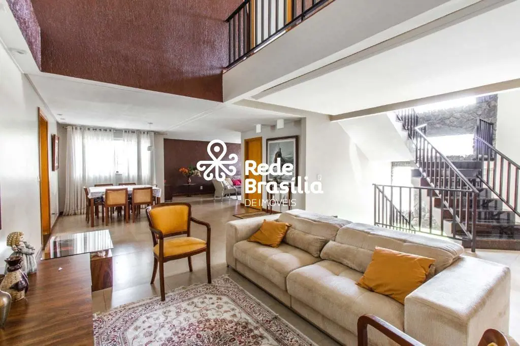 SHIN QL 3 - Lago NorteAmplo Terreno com Casa para Reforma em Localização Privile...