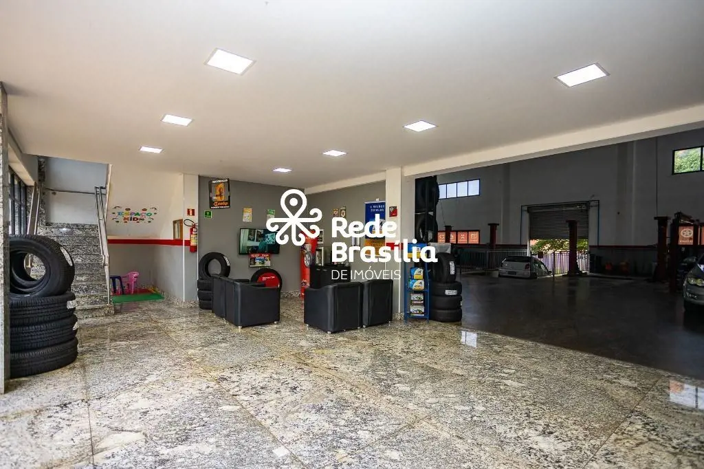 QS 610 Conjunto C - Samambaia Norte!Se você procura um imóvel estratégico e com ...