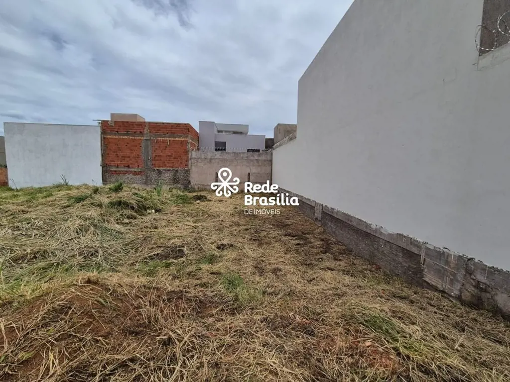 QE 50 - Conjunto D - Guará IIApresentamos uma excelente oportunidade para você q...