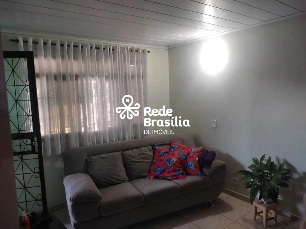 QNL 7 - Taguatinga NorteEm busca de um lar espaçoso e cheio de potencial em Tagu...