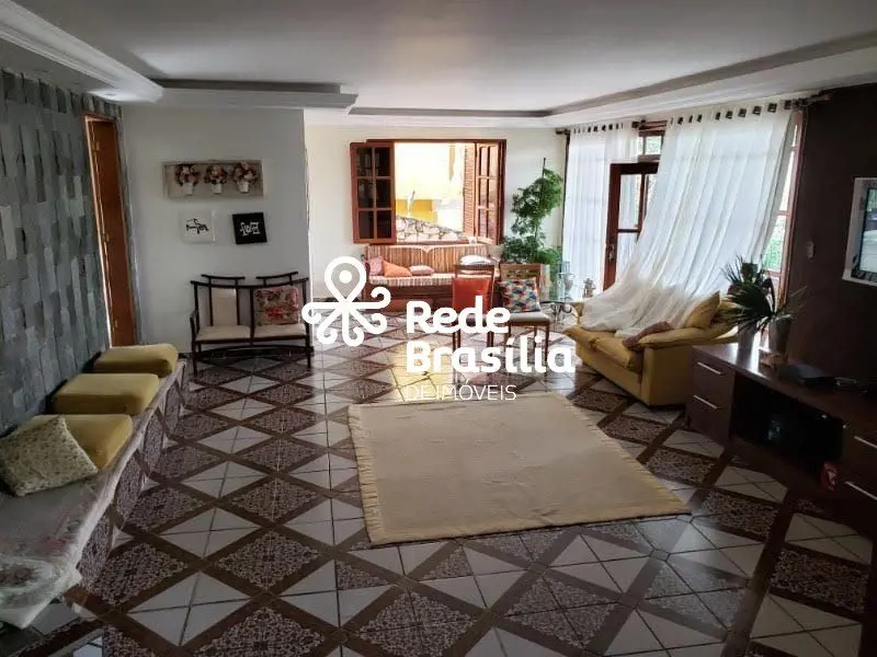 Cond. Ville de Montagne - Jardim Botânico.Esta é a casa dos seus sonhos! C/ um t...