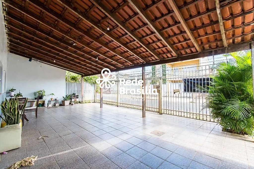 QI 2 - Guará I Descubra o encanto desta casa original localizada na Qi 2, no Gua...