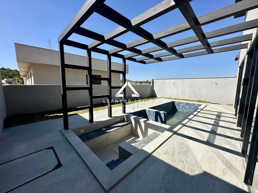 Casa à venda, Jardins Nápoles, Senador Canedo, GO Casa à Venda no Jardins Napole...