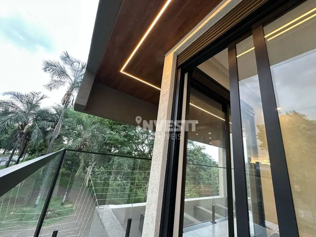 LOCALIZAÇÃO:Próximo a Faculdades, rodeados à uma ampla rede de comércios e outra...