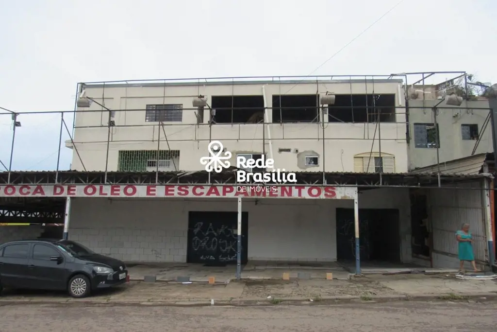 TH32210 - Área Especial - Guará - LOJA DE 150M² COM BANHEIRO PRIVATIVO.A loja po...