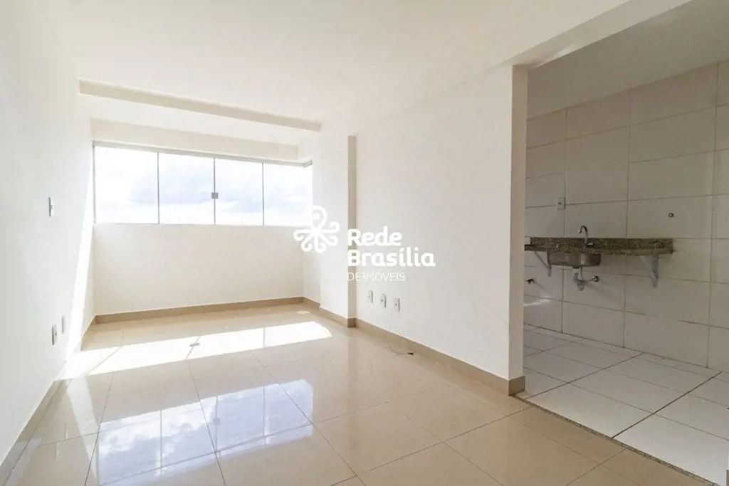 TH26788 - Qn 320 Samambaia - Res. San Matheus, Apartamento 02 quartos, 55m². Age...