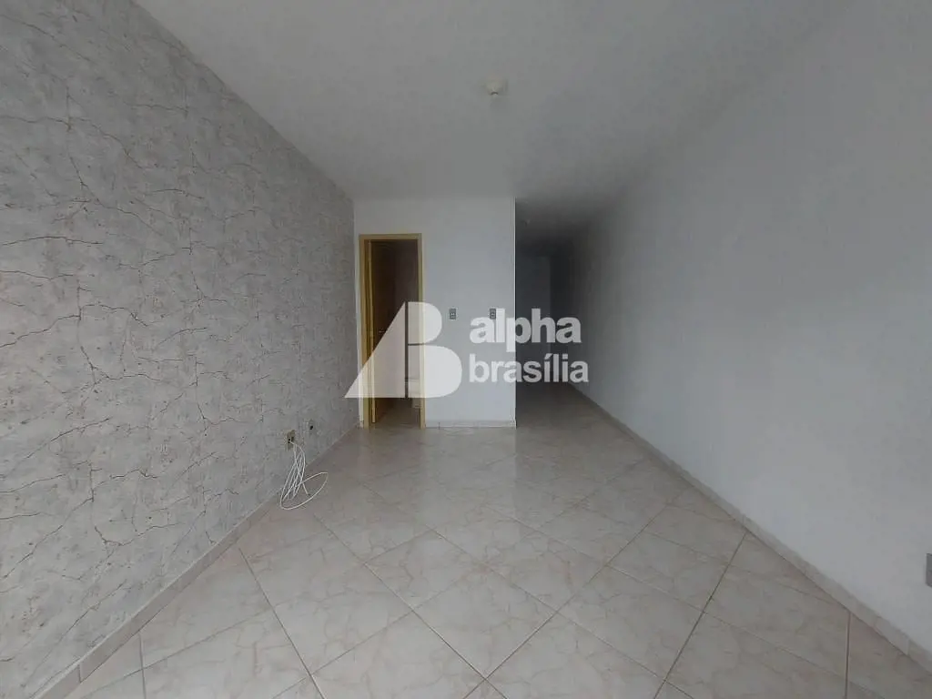 Opção para instalação de escritórios e atividades profissionais, esta sala comer...