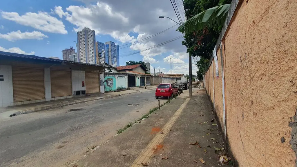 Excelente lote Setor Ágia Branca, próximo ao Parque Lozande.12m de freente 17/05...