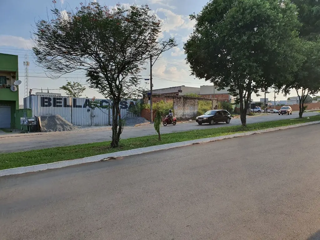 Excelente lote na Avenida Gameleira, próximo ao Condomínio Alphaville Flamboyant...