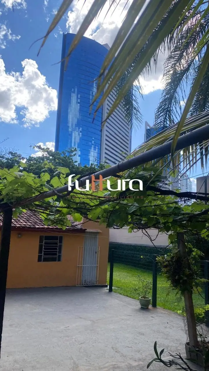 IMOVÉL PARA VARIAS ATIVIDADESCasa térrea com sala para dois ambientes , Copa, Ár...