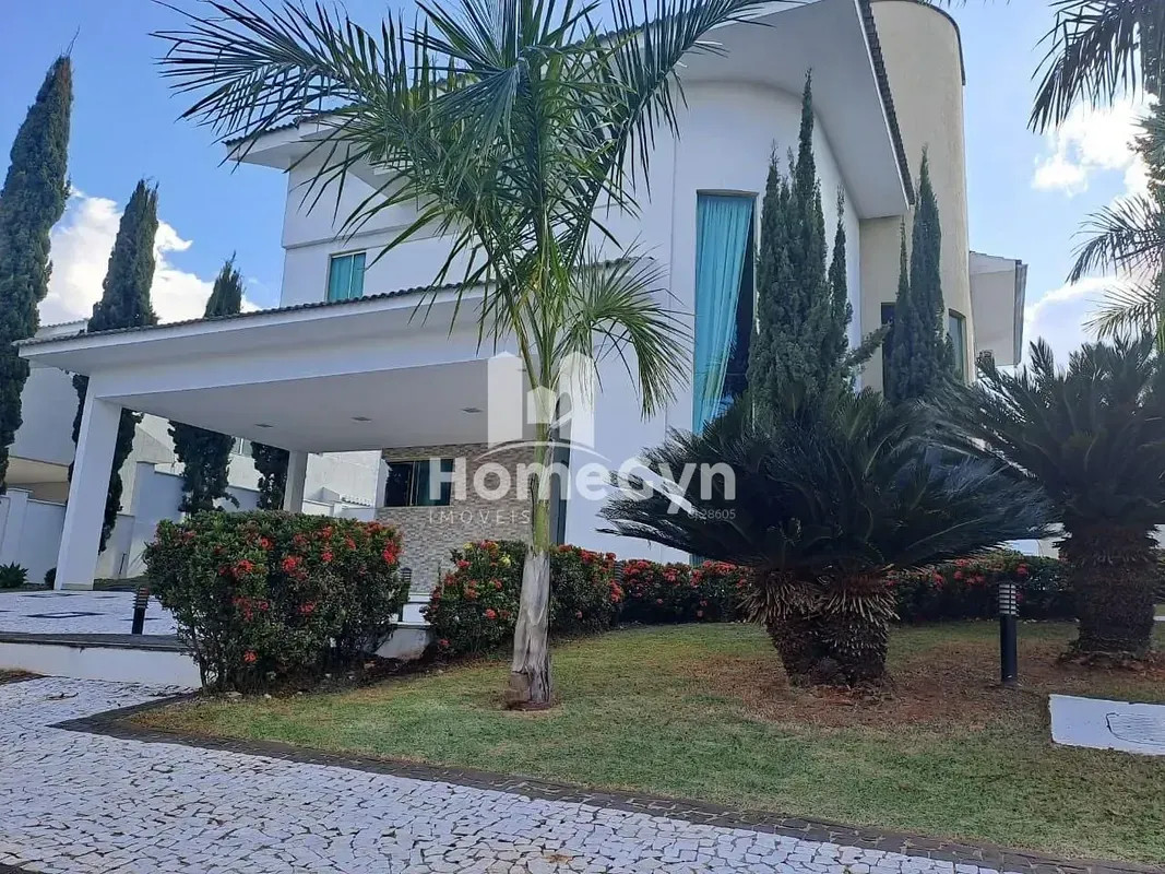 Maravilhoso Sobrado no Alphaville Goiás Térreo: sala de estar, sala de jantar, s...