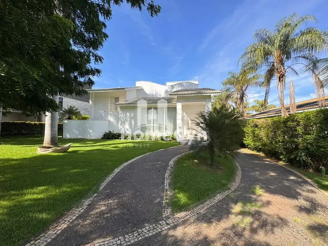 Sobrado no Residencial Aldeia do Vale pode ser vendida mobiliadaLindo sobrado ce...