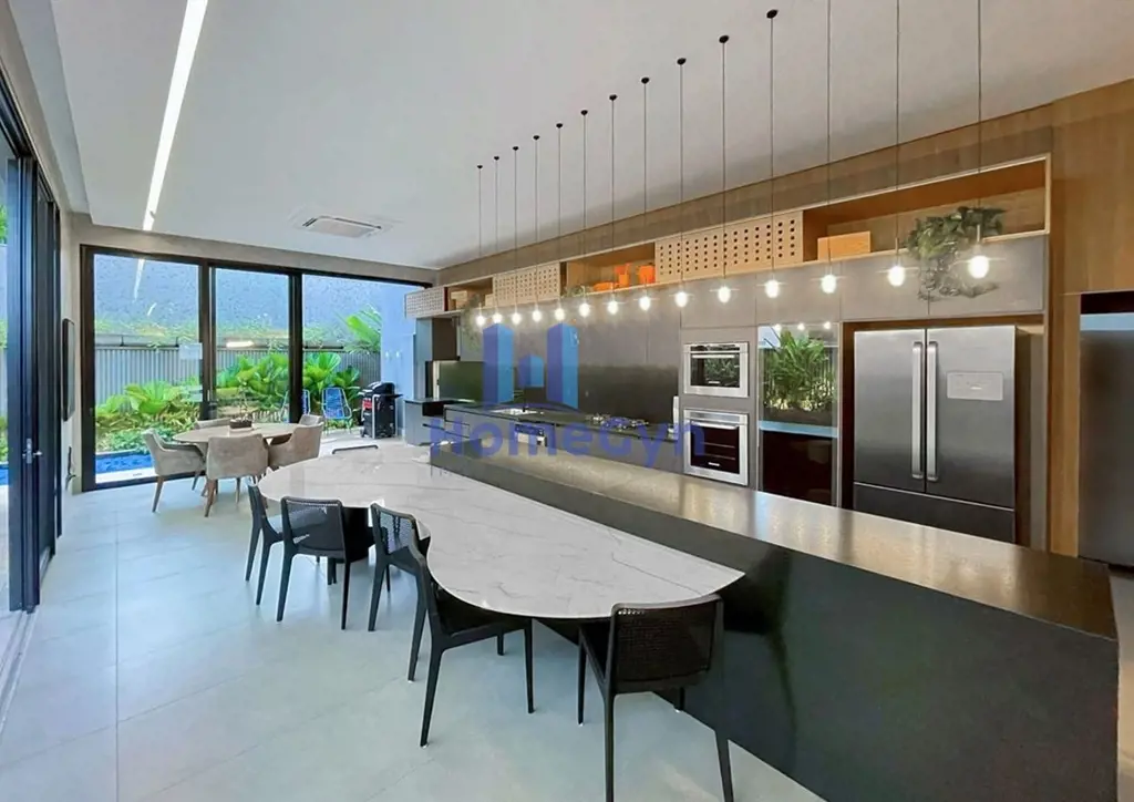 Casa à venda no Jardins Verona com 3 suites e 270 metros quadrados em Goiânia GO...