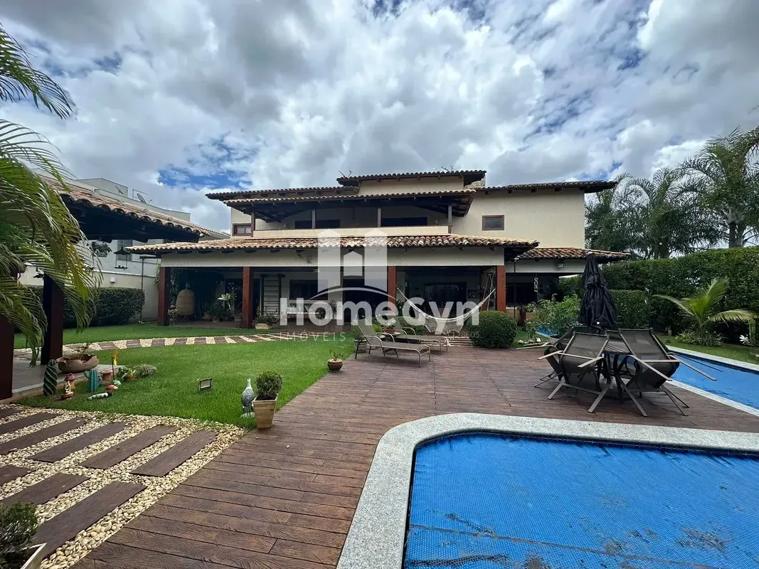 Sobrado aconchegante estilo resort no Alphaville Flamboyant 4 suites plenas, tod...