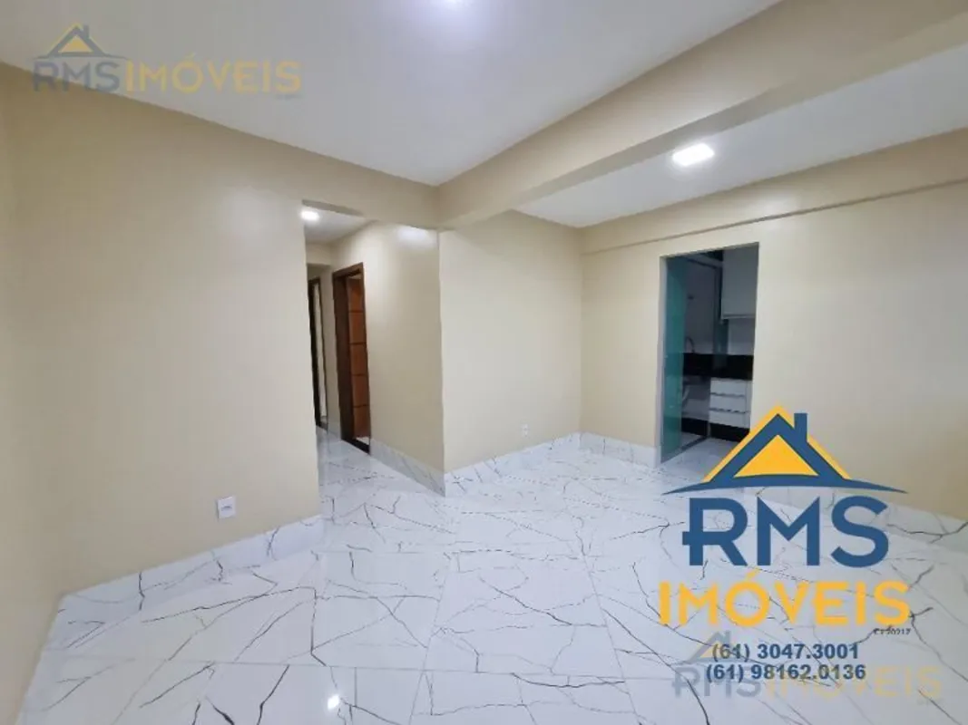 Maravilhoso Apartamento na QNG 21- 03 Quartos, incluindo 01 Suíte;- Cozinha Equi...