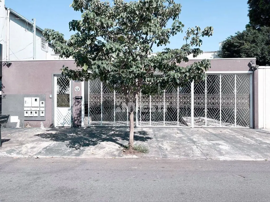 LOCALIZAÇÃO:Setor Leste Vila NovaBairro tradicional e bem localizado, o Setor Le...