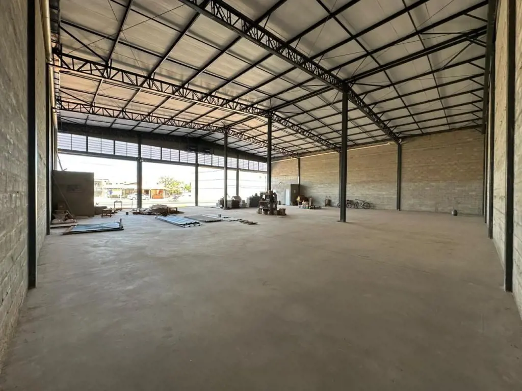 Galpão para locação com área total de 300 m², Setor IpirangaImóvel pronto para a...