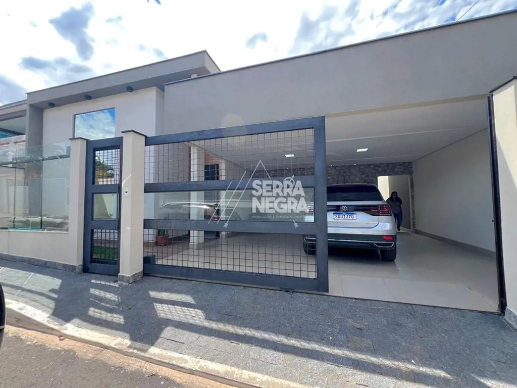 Casa moderna de 03 suites sendo 01 closet, marcenaria na cozinha, area gourmet c...