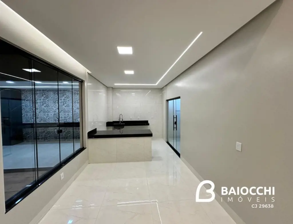 Casa Três Marias 3/4 sendo 1 suite 125m² de area construida Piscina automatizada...