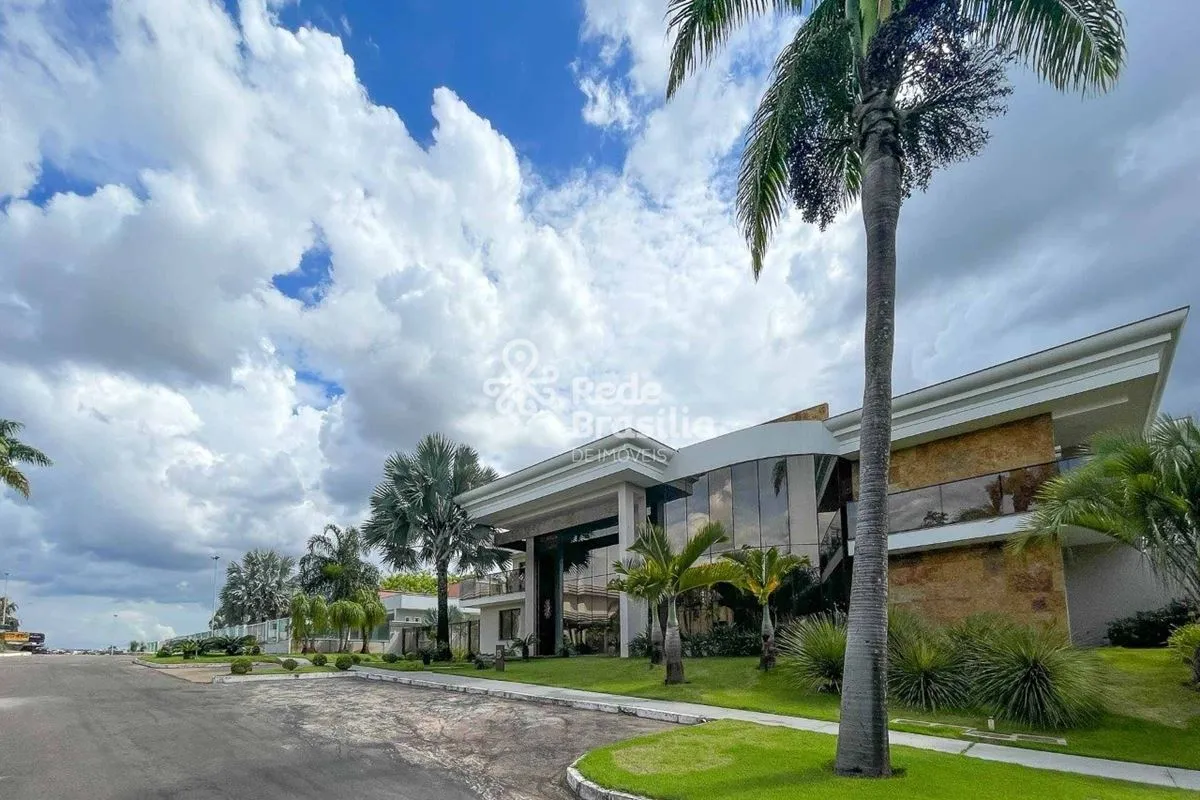 A Casa Perfeita Para Viver e Celebrar Park Way Quadra 5Algumas casas são feitas ...