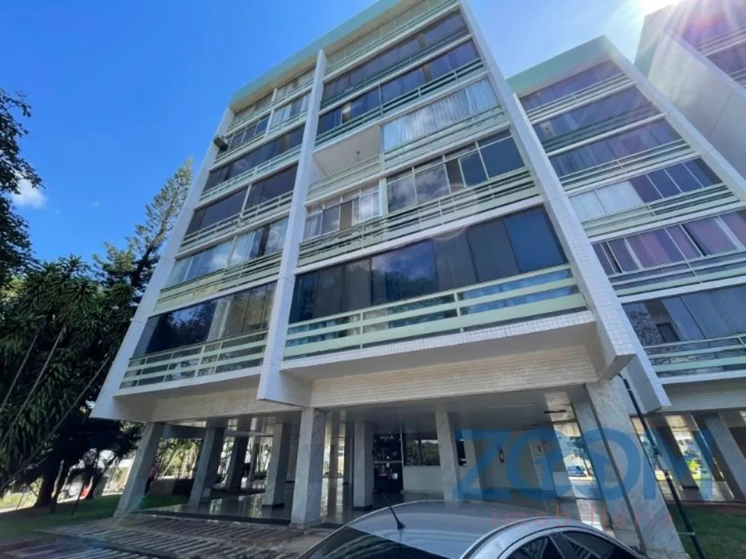 Bem-vindo ao seu novo lar! Este apartamento de 2 quartos está localizado na Área...