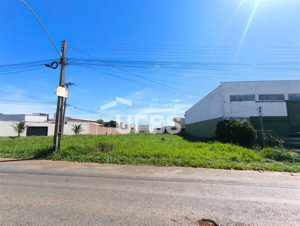 COD U-0020049 - Terreno amplo e estratégico em Goiânia, perfeito para construir ...
