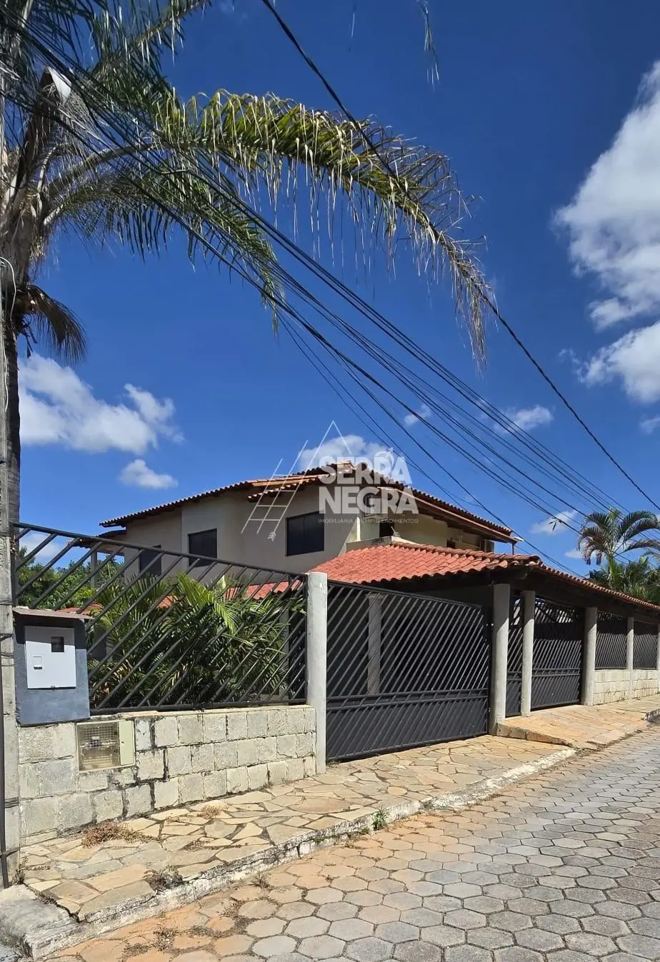 Maravillhosa Casa com lazer completo na Vereda da Cruz de frente para Águas Clar...